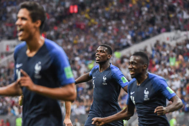 他用自己的 他用自己的