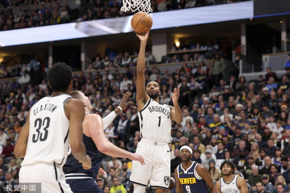 接受采访时 接受采访时